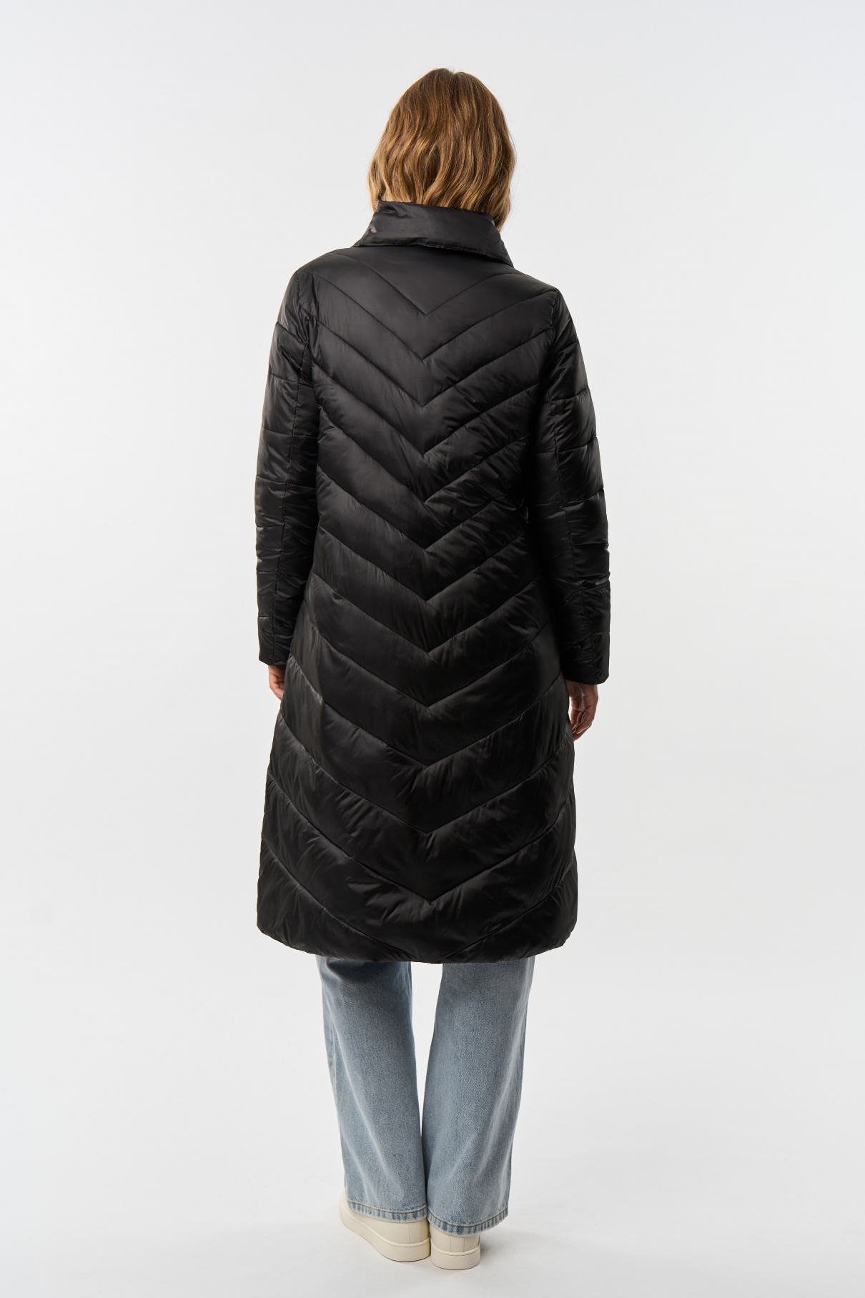 Пальто утепленное Abadi , черный, арт. FR24SS1DJ40HDW600BL купить в интернет-магазине Пальто утепленное Abadi , черный, арт. FR24SS1DJ40HDW600BL купить в интернет-магазине