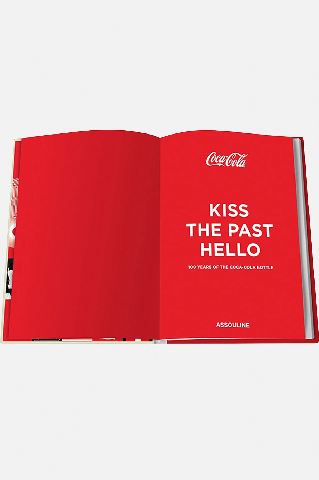 Книга ASSOULINE Kiss the Past Hello Книга ASSOULINE Kiss the Past Hello