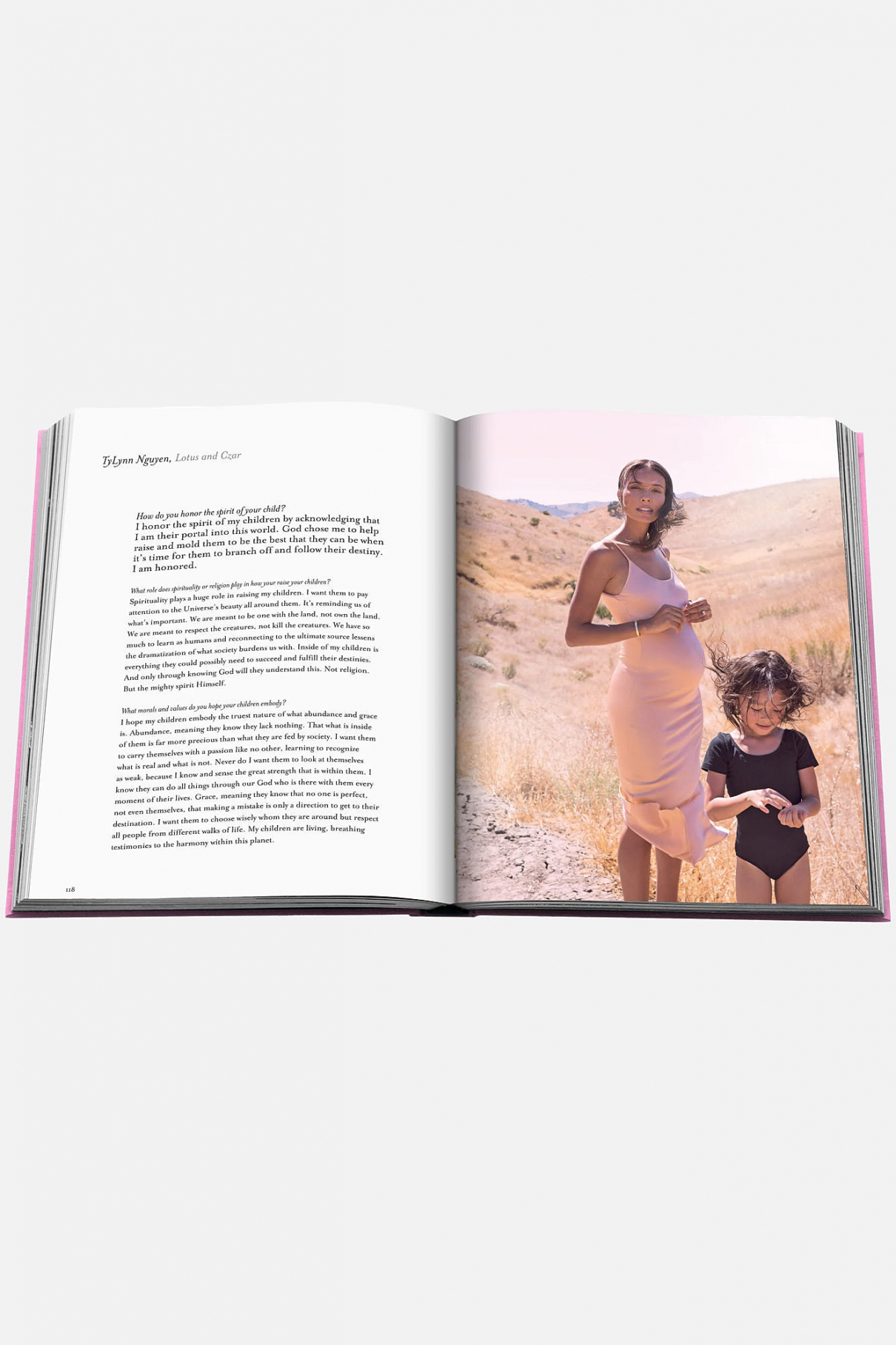 Книга ASSOULINE Mother and Child Книга ASSOULINE Mother and Child