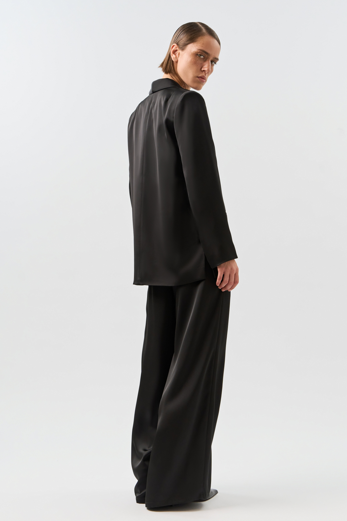Брюки Magdalena , черный, арт. FR24SS1PN030W530BL купить в интернет-магазине Брюки Magdalena , черный, арт. FR24SS1PN030W530BL купить в интернет-магазине