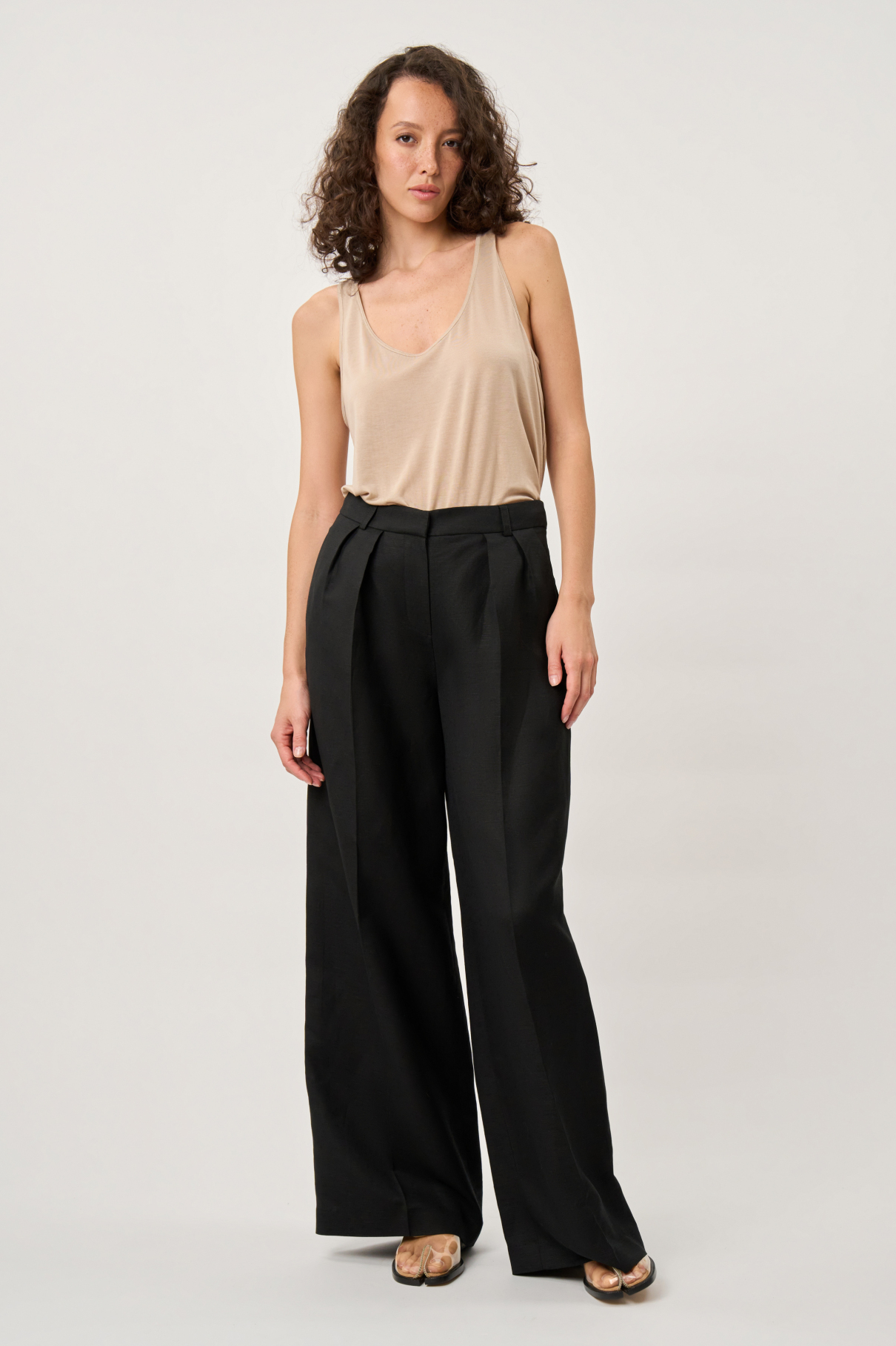Брюки Iness , черный, арт. FR24SS1PN03FLW350BL купить в интернет-магазине Брюки Iness , черный, арт. FR24SS1PN03FLW350BL купить в интернет-магазине