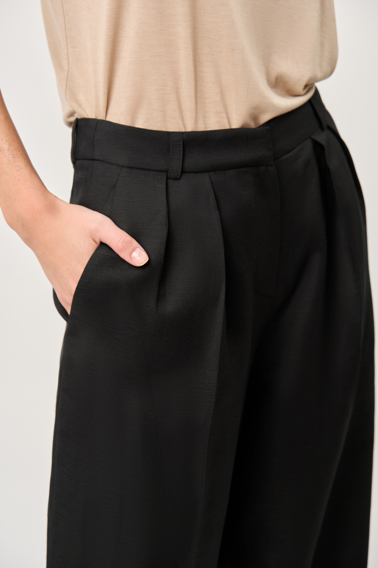 Брюки Iness , черный, арт. FR24SS1PN03FLW350BL купить в интернет-магазине Брюки Iness , черный, арт. FR24SS1PN03FLW350BL купить в интернет-магазине