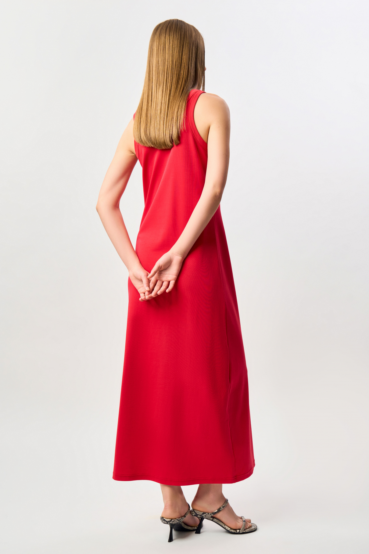 Платье трикотажное Beatrice , красный, арт. FR24SS1DR130W330RD купить в интернет-магазине Платье трикотажное Beatrice , красный, арт. FR24SS1DR130W330RD купить в интернет-магазине