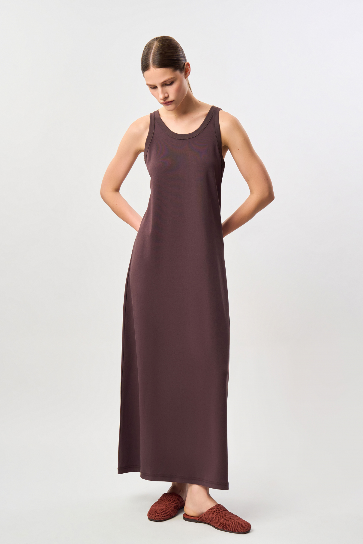 Платье трикотажное Beatrice , коричневый, арт. FR24SS1DR130W330BR купить в интернет-магазине Платье трикотажное Beatrice , коричневый, арт. FR24SS1DR130W330BR купить в интернет-магазине