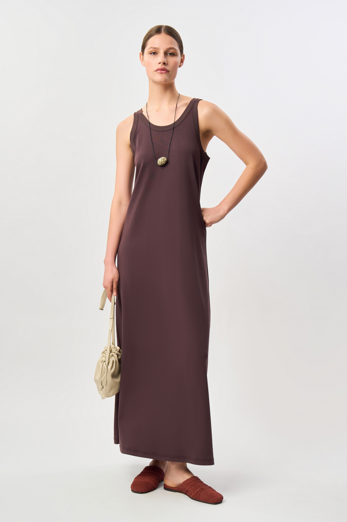 Платье трикотажное Beatrice , коричневый, арт. FR24SS1DR130W330BR купить в интернет-магазине Платье трикотажное Beatrice , коричневый, арт. FR24SS1DR130W330BR купить в интернет-магазине