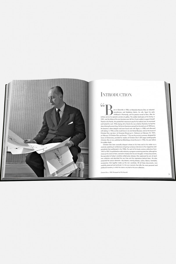 Книга ASSOULINE Dior by Christian Dior
