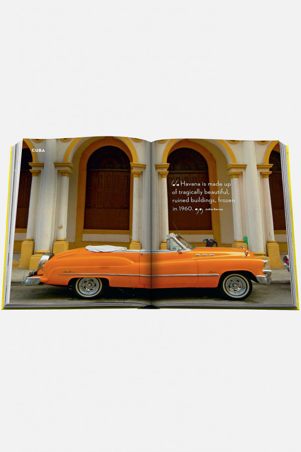 Книгa Assouline Travel by Design