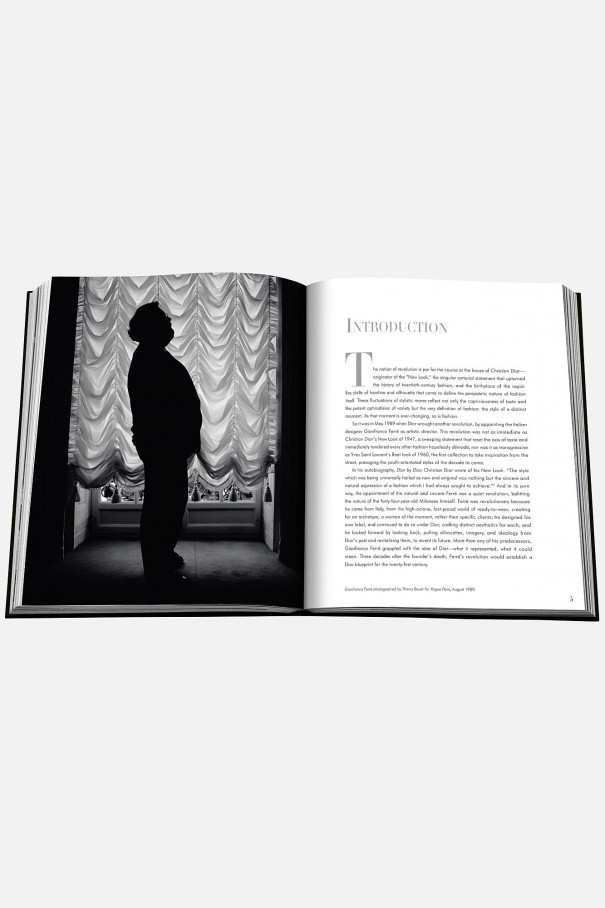 Книгa ASSOULINE Dior by Gianfranco Ferre
